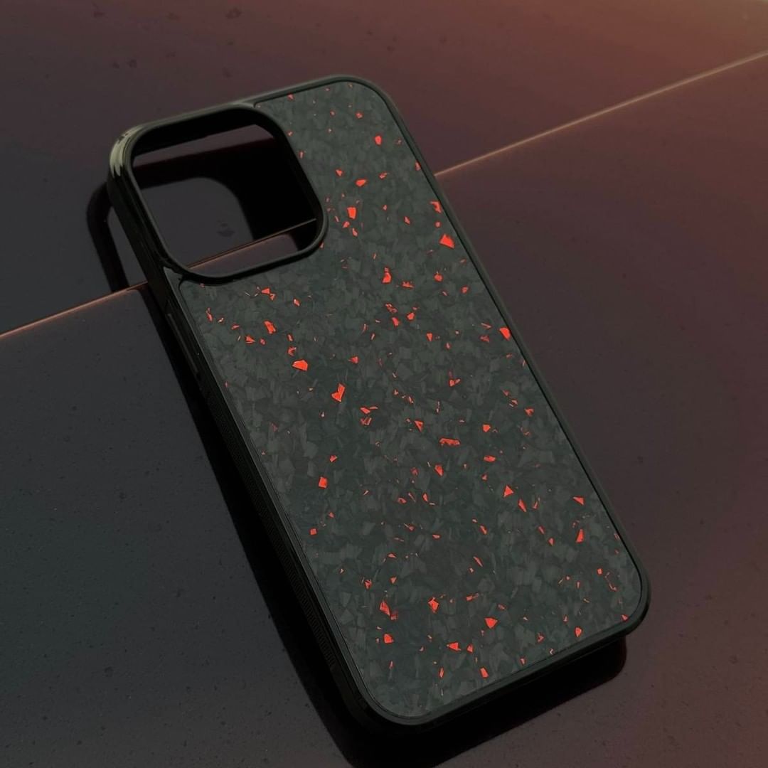 iPhone Dövme Karbon Kılıf (MagSafe) (15 - 12) Iphone uyumlu